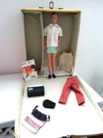 vintage barbie Ken #750 met koffer ,kleding en boekje, Kinderen en Baby's, Gebruikt, Verzenden, Barbie