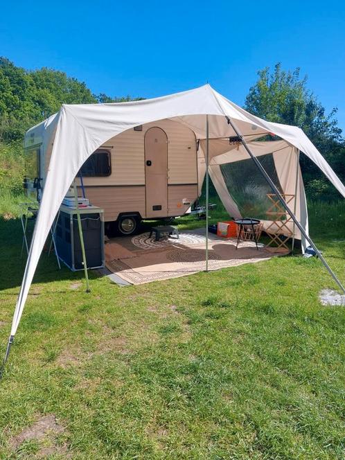 Gepimpte lichtgewicht retro caravan, gerenoveerd!, Caravans en Kamperen, Caravans, Particulier, 500 - 750 kg, Luifel, Ophalen