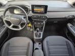 Dacia Jogger 1.6 Hybrid 140 Expression 7p Automaat / 7 Perso, Auto's, Dacia, Stof, Gebruikt, 4 cilinders, 7 stoelen