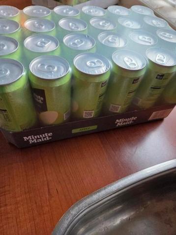 Blikjes appelsap minute maid beschikbaar voor biedingen