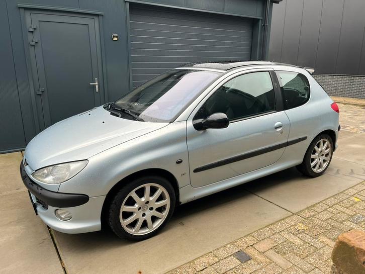 Peugeot 206 GTI RC interieur nieuwe APK, Auto's, Peugeot, Particulier, Benzine, G, Hatchback, Handgeschakeld, Geïmporteerd, Rood
