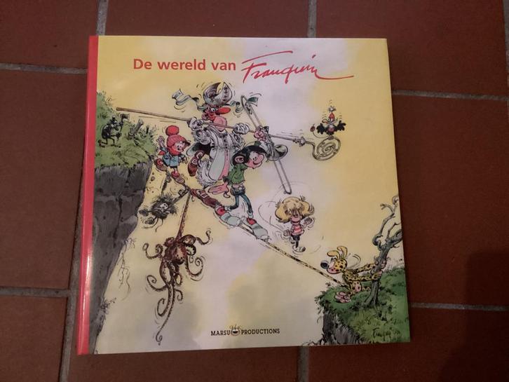 Secundaire literatuur over strips oa Toonder, Franquin eva., Boeken, Stripboeken, Zo goed als nieuw, Meerdere stripboeken, Ophalen of Verzenden