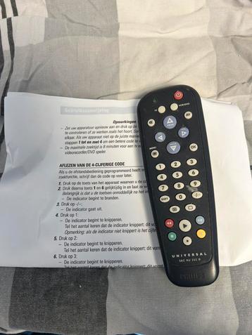 Philips universele afstandbediening beschikbaar voor biedingen