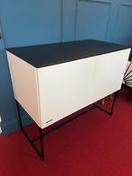 Commode met stalen frame. Nieuwstaat!, Ophalen, 50 tot 70 cm, 100 cm of meer, Zo goed als nieuw