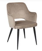 Twee nieuwe Woood puck beige eetkamerstoelen voor €150,-, Huis en Inrichting, Stoelen, Ophalen of Verzenden, Zo goed als nieuw