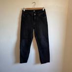 Donkergrijze BDG Axyl Mom Jeans W28 L30, Zwart, Urban outfitters, Ophalen of Verzenden, Zo goed als nieuw