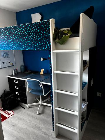 Hoogslaper 90x200 incl bureau,ladeblok en kast. Ikea Smastad beschikbaar voor biedingen