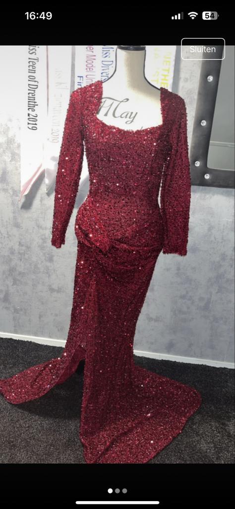 Rode Galajurk Lange Mouw S/M, Kleding | Dames, Jurken, Zo goed als nieuw, Maat 38/40 (M), Rood, Onder de knie, Ophalen of Verzenden