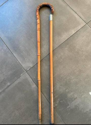 2 Antieke wandelstokken beschikbaar voor biedingen