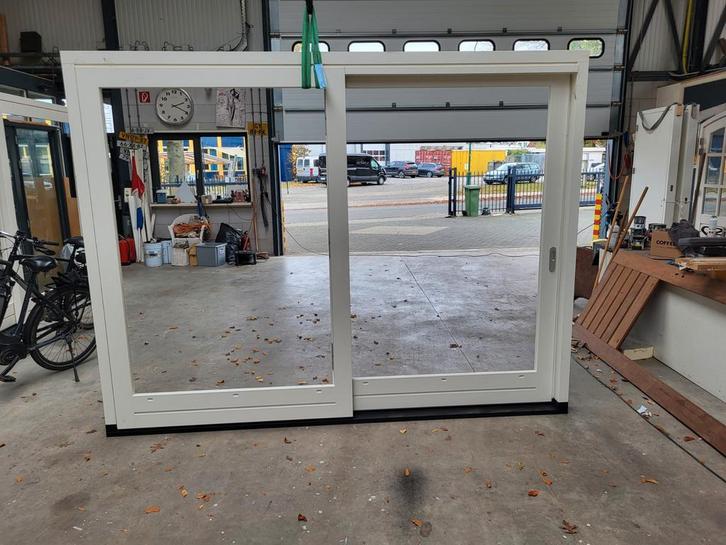 Hefschuifpui 300x230cm, kunststof onderdorpel, Doe-het-zelf en Verbouw, Kozijnen en Schuifpuien, Nieuw, Schuifpui, Hout, 225 cm of meer