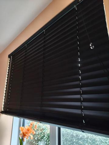 Aluminium jaloezieën 160x180 karwei zwart  beschikbaar voor biedingen