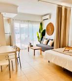 Hotel Pyr private studio beach front & pool Fuengirola, Vakantie, Vakantiehuizen | Spanje, Wasmachine, 3 personen, Appartement