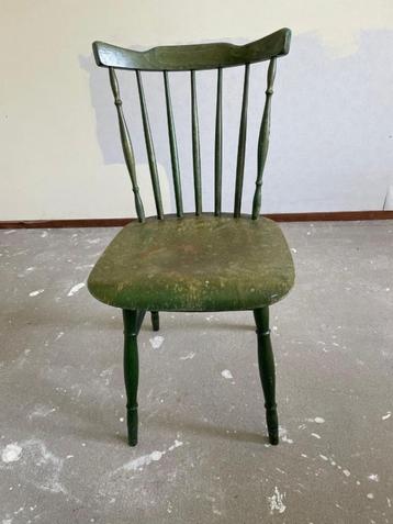 Vintage / retro stoel beschikbaar voor biedingen