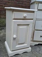 Oud vintage grenen houten nachtkastje, Gebruikt, Minder dan 45 cm, C, C