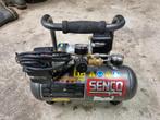 Senco PC1010 Compressor - 300W - 8 bar - 3,8L, Ophalen, Gebruikt, 6 tot 10 bar, Minder dan 200 liter/min