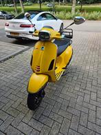 Vespa Sprint bj.2019 mat geel in zeer goede staat, Fietsen en Brommers, Scooters | Vespa, Ophalen, Vespa S, Zo goed als nieuw