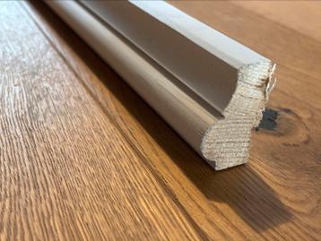 Nieuw - 33,5 meter Eiken sierlijst - decorlijst  - plint beschikbaar voor biedingen