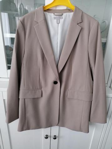 Nieuwe blazer maat M, H&M beschikbaar voor biedingen