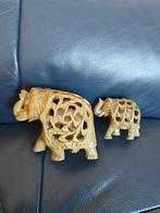 Set kleine olifant beeldjes uit speksteen - handgesneden, Ophalen of Verzenden, Zo goed als nieuw, Dier