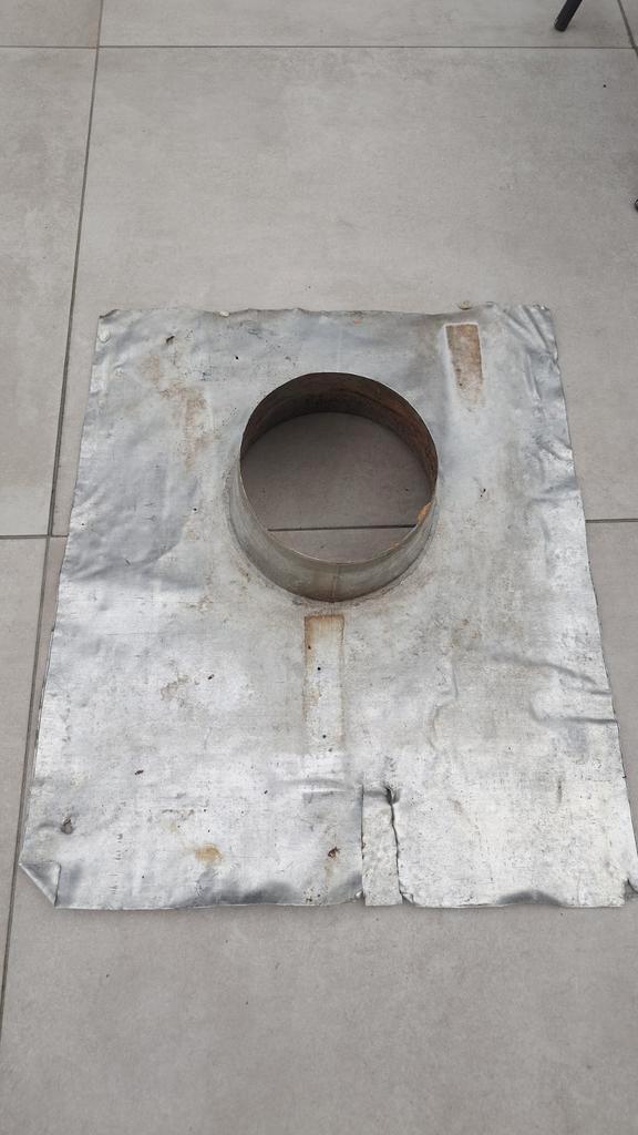 Dakdoorvoer, klemband, rozet, verloop 130/100, Doe-het-zelf en Verbouw, Verwarming en Radiatoren, Gebruikt, Kachel, 30 tot 80 cm