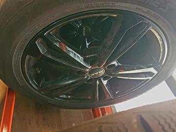 17 inch Mak velgen met winterbanden zwart glans beschikbaar voor biedingen