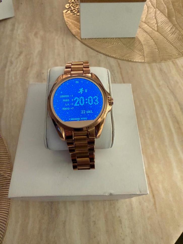Michael Kors Acces smartwatch, Sieraden, Tassen en Uiterlijk, Smartwatches, Zo goed als nieuw, Android, Geel, Ophalen