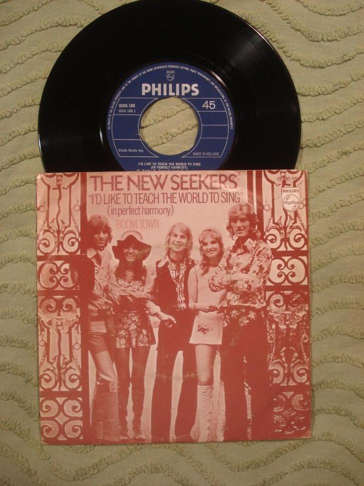 The New Seekers 7": ‘I’d like to teach the world to sing’, Cd's en Dvd's, Vinyl Singles, Zo goed als nieuw, Single, Pop, 7 inch