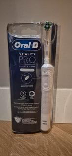 Oral B Vitality Pro elektrische tandenborstel, Ophalen of Verzenden, Nieuw, Tandenborstel
