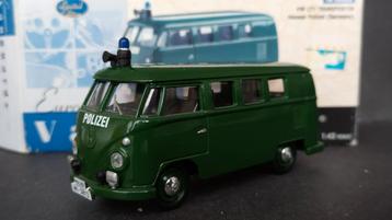 Volkswagen VW Transporter T1 Polizei 1:43 Vanguards Pol  beschikbaar voor biedingen