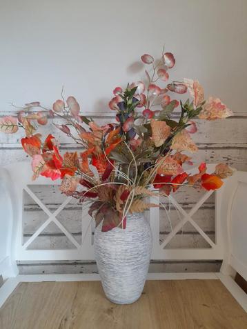 Herfstboeket kunstbloemen  beschikbaar voor biedingen