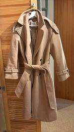 Bershka wintertrenchcoat beige, Kleding | Dames, Jassen | Winter, Verzenden, Zo goed als nieuw, Beige