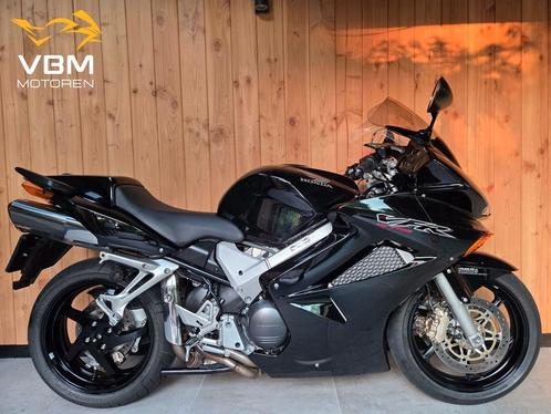 HONDA VFR 800 FI VTEC ABS VFR800 VFR-800 V-Tec Nieuwe banden, Motoren, Motoren | Honda, Bedrijf, Sport, meer dan 35 kW, 4 cilinders