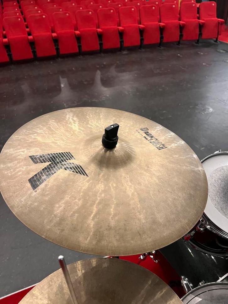 Zildjian K Dark Thin Crash 19”, Muziek en Instrumenten, Drumstellen en Slagwerk, Zo goed als nieuw, Overige merken, Ophalen of Verzenden