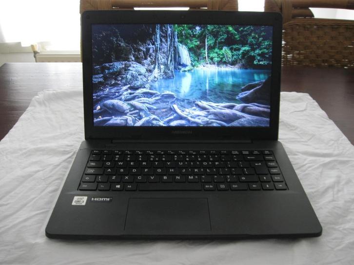 2x Nieuw in doos Medion Laptop 14" Inch, i3, 4 gb, 128 gb, Computers en Software, Windows Laptops, Nieuw, 14 inch, SSD, 4 GB, Qwerty