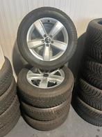 VW Tiguan winterset 17inch 215-65-17 bridgetone, Ophalen, 215 mm, Banden en Velgen, 17 inch