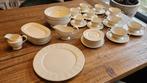 queens garden servies, Huis en Inrichting, Keuken | Servies, Ophalen of Verzenden, Zo goed als nieuw, Overige stijlen, Kop(pen) en/of Schotel(s)
