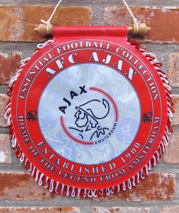 Ajax Amsterdam afc 1990s prachtige vintage ronde vaan, Verzamelen, Sportartikelen en Voetbal, Zo goed als nieuw, Vaantje of Sjaal