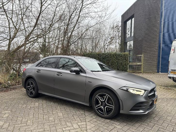 Mercedes A250e  218 pk | Automaat | 2021 | 61.000 km, Auto's, Mercedes-Benz, Particulier, A-Klasse, 360° camera, ABS, Achteruitrijcamera