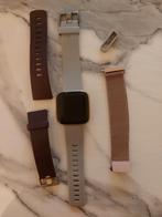 Fitbit versa 2 rose kleur, Sieraden, Tassen en Uiterlijk, Ophalen of Verzenden, Zo goed als nieuw