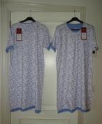 Nieuw Maat XL. Medaillon nachthemd korte mouw., Medaillon, Ophalen of Verzenden, Blauw, Nachtkleding