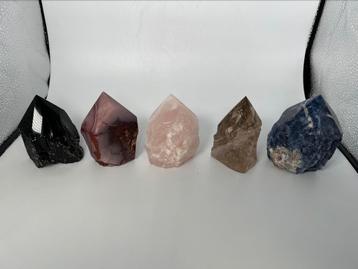 Rozenkwarts,Obsidiaan,Sodaliet,Rookkwarts en Mookaiet punten beschikbaar voor biedingen