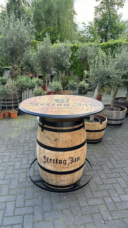 Statafel | wijnvat | eikenhout | logo, Huis en Inrichting, Tafels | Statafels, Zo goed als nieuw, Ophalen