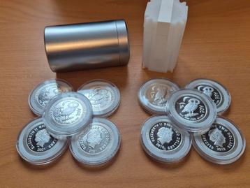 10 x 1 oz Athenian Silver Owl. Niue, AOE 2018 & 2021. Zilver beschikbaar voor biedingen