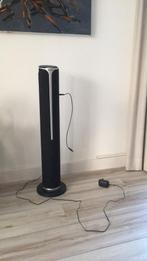 AKAI bleutooth luidspreker met radio en telefoon/iPad houder, Overige merken, Overige typen, Ophalen of Verzenden, Zo goed als nieuw