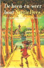 Nettie Dees # De heen-en-weer boot foto's, Ophalen of Verzenden, Zo goed als nieuw, Fictie algemeen