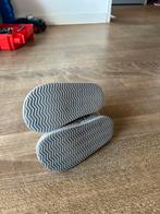 Sloffen maat 24 bijna nieuw, Kinderen en Baby's, Kinderkleding | Schoenen en Sokken, Ophalen of Verzenden, Zo goed als nieuw, Jongen of Meisje