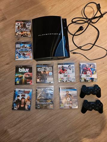 PS3 incl. spellen en 2 controllers beschikbaar voor biedingen