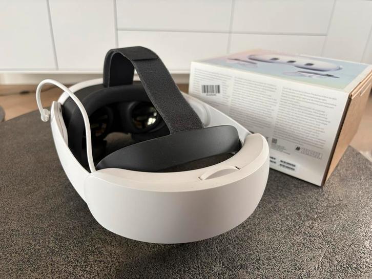 Meta Quest 3 512GB + Elite Strap (Zo goed als nieuw), Spelcomputers en Games, Virtual Reality, Zo goed als nieuw, Overige platformen