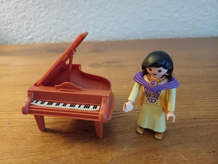 Playmobil Pianiste met vleugel, Kinderen en Baby's, Speelgoed | Playmobil, Zo goed als nieuw, Los playmobil, Ophalen of Verzenden