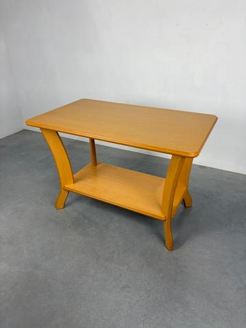 Zware houten tafel - qualiteit grote side table beschikbaar voor biedingen